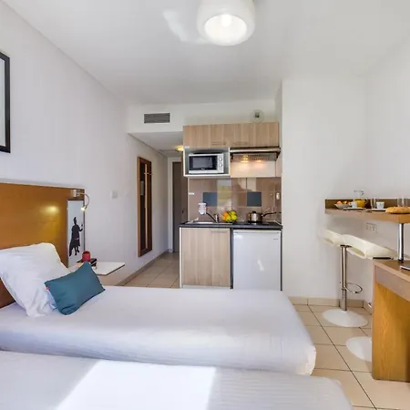 Zenitude Residences 3*