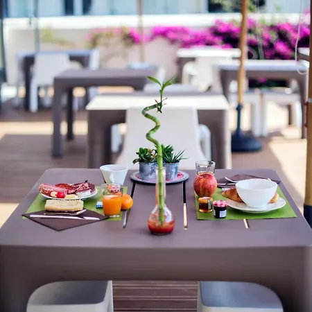 Zenitude Hotel-residences Aparthotel Antibes